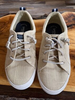 Sperry women’s gold Canvas Boat Shoes with White Sole size 8.5W